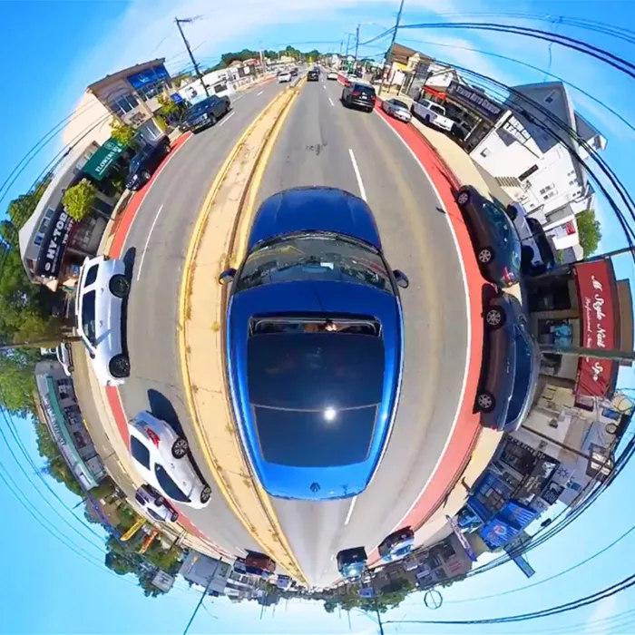 دوربین فیلم برداری ورزشی اینستا 360 مدل  insta360 x3 به همراه منوپاد