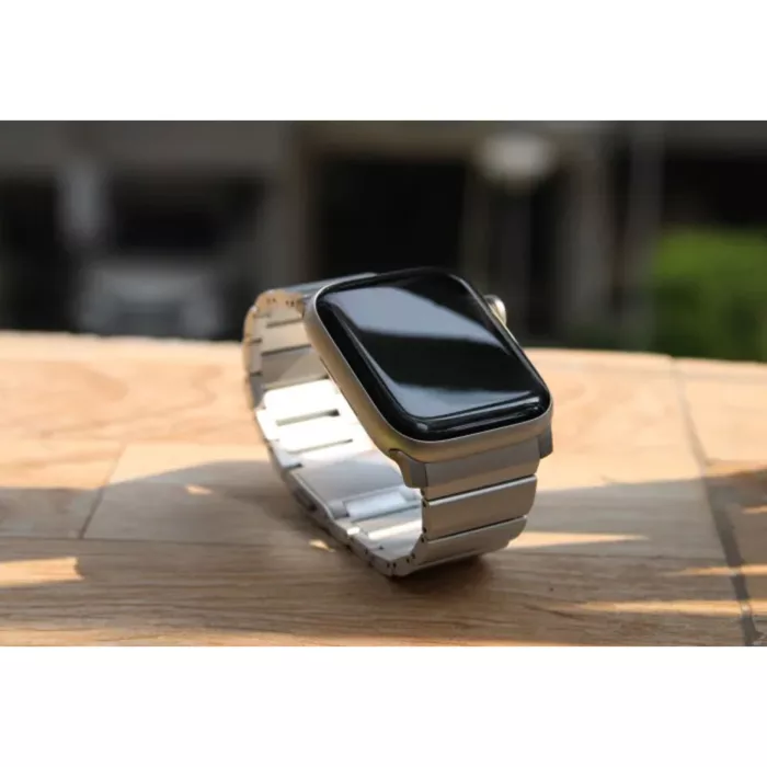 ساعت هوشمند اپل مدل SE Aluminum Case 44mm With Sport Loop Band